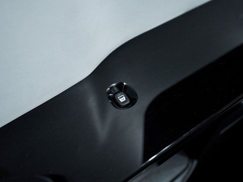 Used 2017 Mercedes-Benz Sprinter 3500 image 69