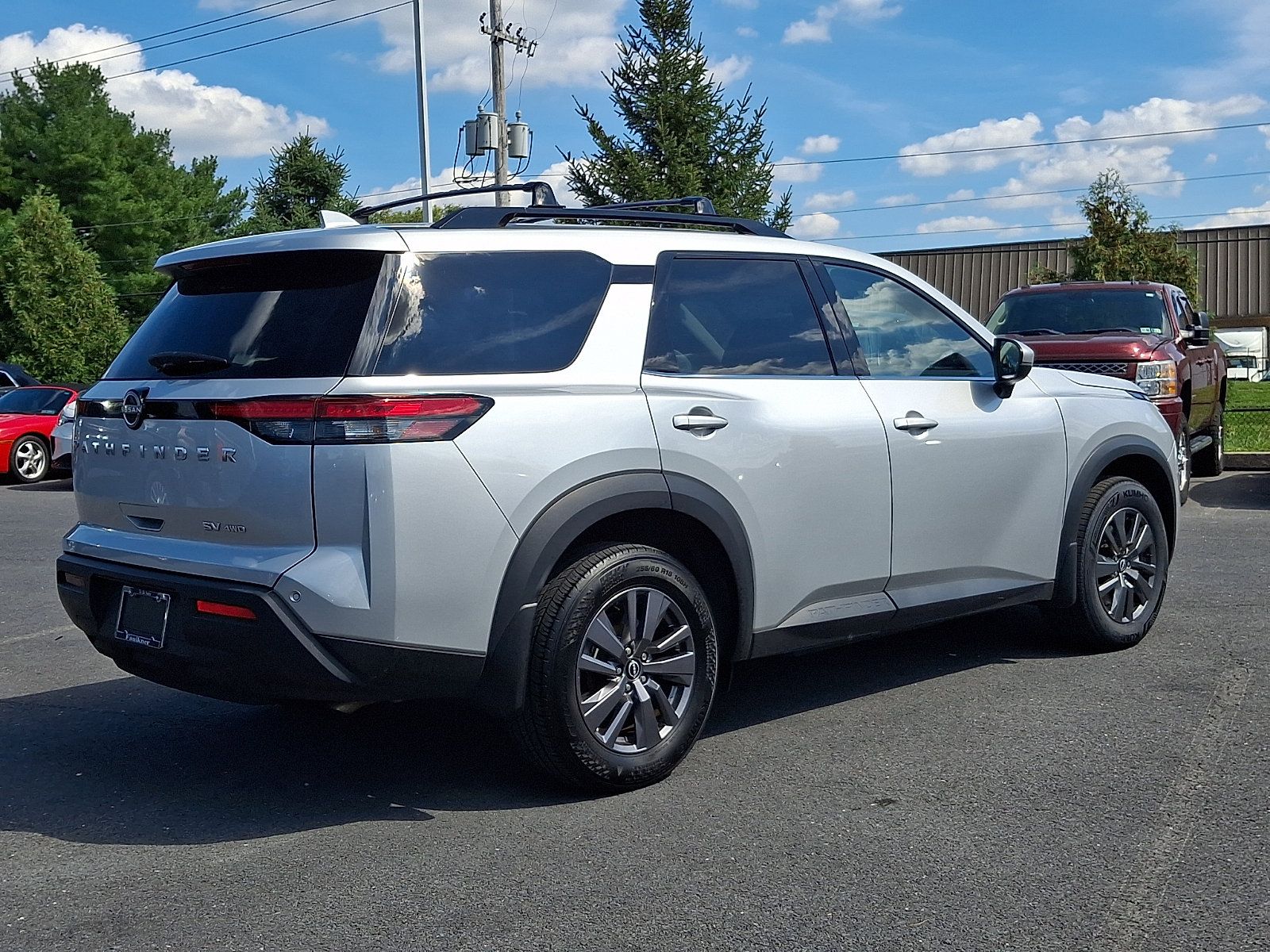 Certified 2024 Nissan Pathfinder SV AWD/4WD image 6