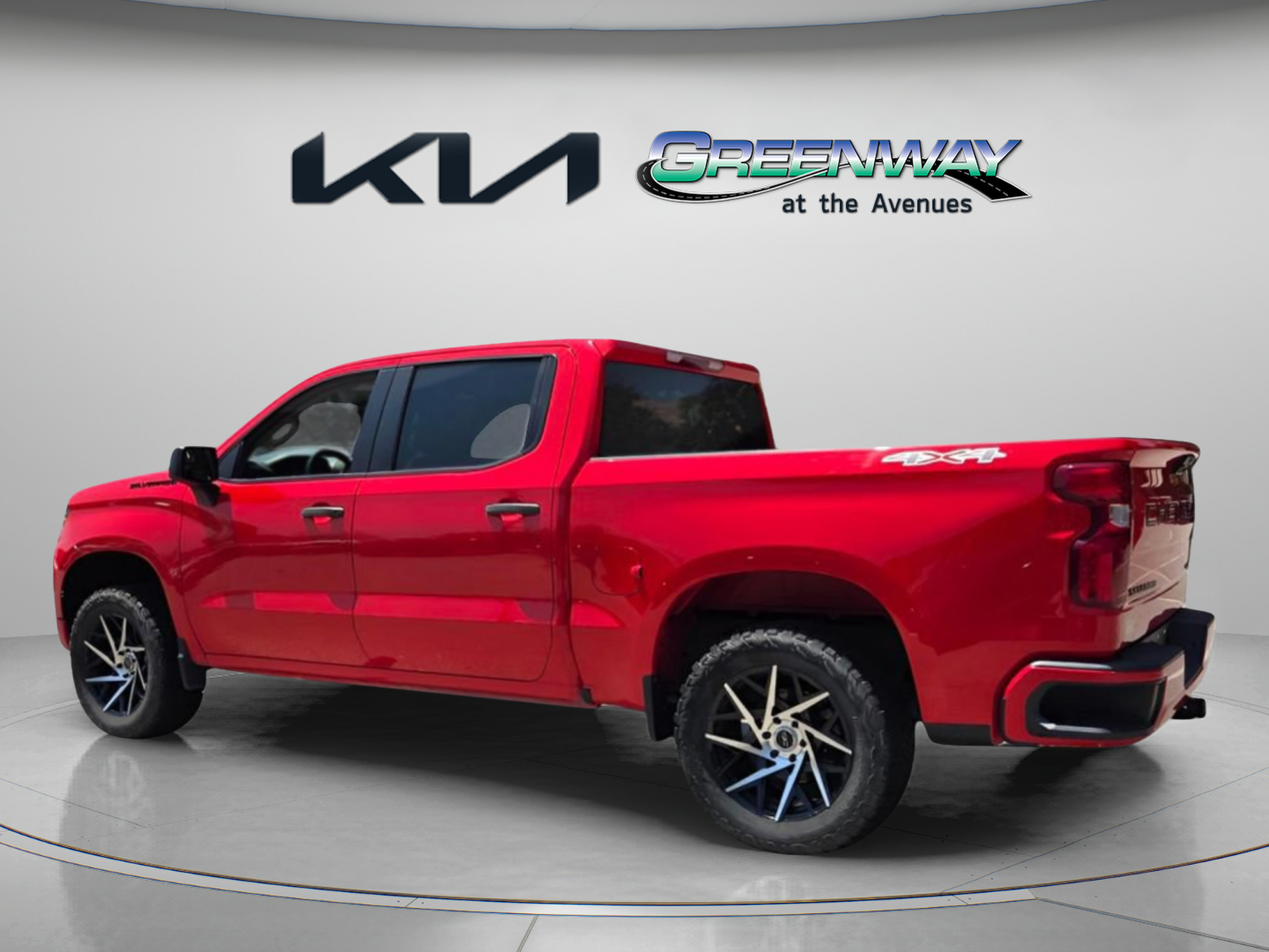 Used 2023 Chevrolet Silverado 1500 Custom AWD/4WD image 5