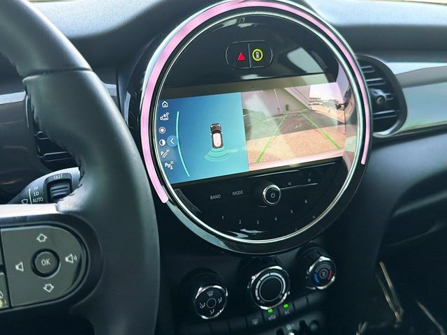 Used 2024 MINI Cooper 2-Door Hardtop w/ Storage Package FWD image 25