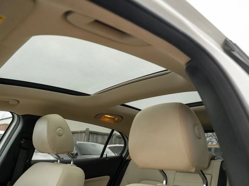 Used 2015 Mercedes-Benz GLA 250 4MATIC image 17