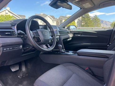 Used 2025 Toyota Camry LE FWD image 25