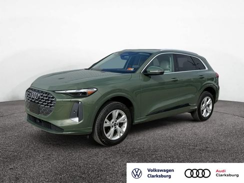 Certified 2025 Audi Q5 Premium w/ Convenience Package image 1