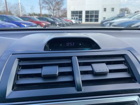 Used 2014 Toyota Camry SE image 22