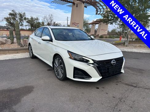 Used 2023 Nissan Altima 2.5 SL image 1