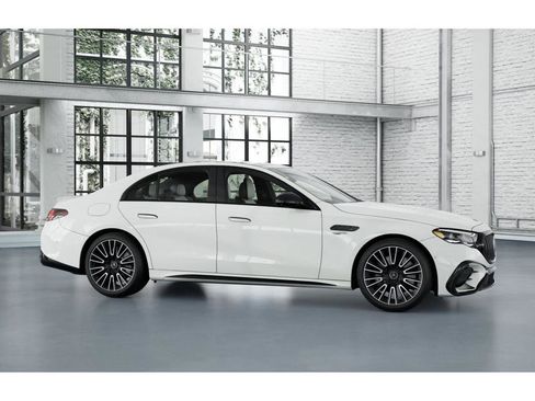New 2026 Mercedes-Benz E 53 AMG e 4MATIC Sedan image 14