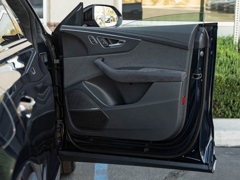 New 2026 Audi RS Q8 performance image 24