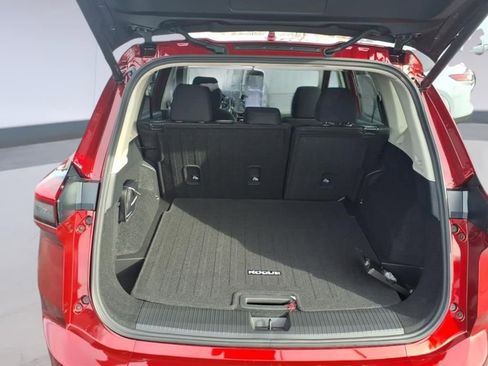 New 2026 Nissan Rogue SV image 9