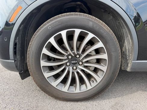 Used 2023 Lincoln Aviator Reserve w/ Equipment Group 201A AWD/4WD image 18