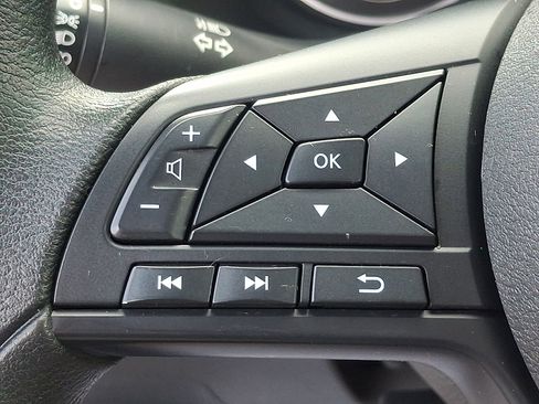Used 2024 Nissan Sentra S FWD image 25