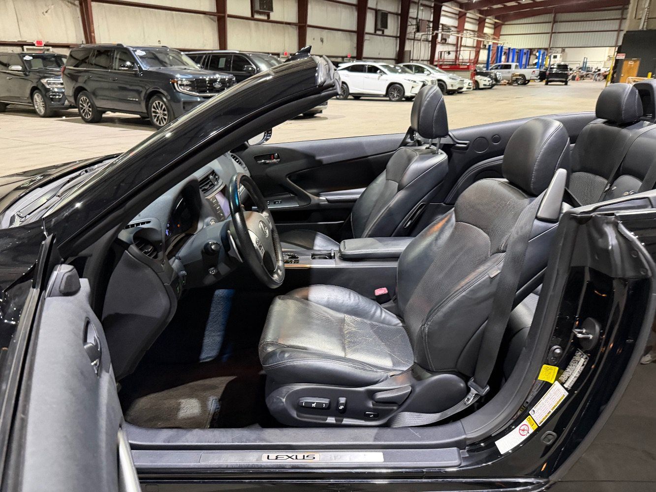 Used 2013 Lexus IS 250C RWD image 23