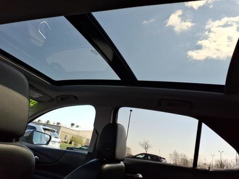 Used 2020 Chevrolet Equinox Premier AWD/4WD image 10