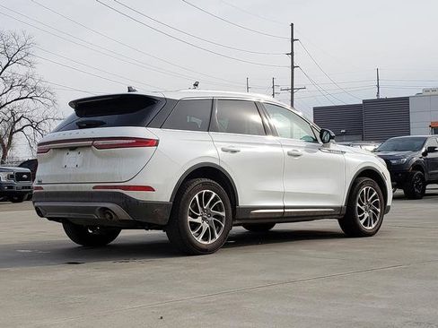 Used 2022 Lincoln Corsair AWD w/ Equipment Group 101A image 9