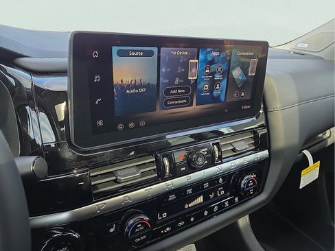 New 2026 Nissan Pathfinder SL image 17