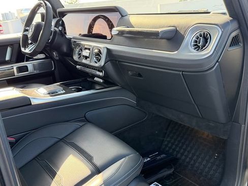 Used 2025 Mercedes-Benz G 63 AMG 4MATIC image 19