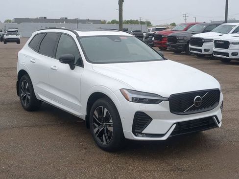 New 2026 Volvo XC60 B5 Plus w/ Protection Package Premier AWD/4WD image 8
