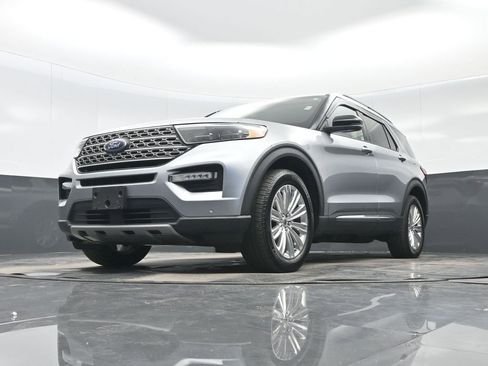 Used 2020 Ford Explorer Limited w/ Class III Trailer Tow Package AWD/4WD image 25