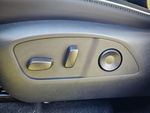 New 2026 Buick Enclave Sport Touring w/ Power Package image 18