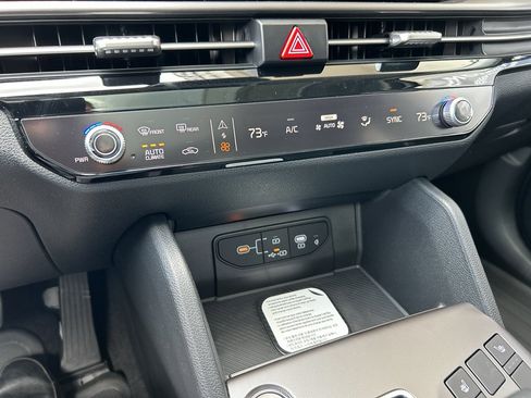 New 2026 Kia Sportage EX AWD/4WD image 23