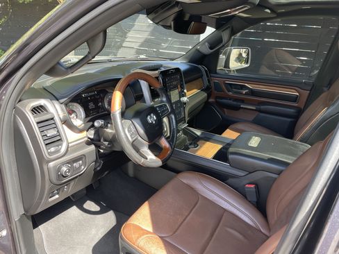 Used 2019 RAM 1500 Limited AWD/4WD image 7