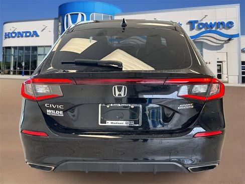 Certified 2024 Honda Civic Sport Touring image 7