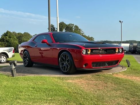 Used 2018 Dodge Challenger T/A RWD image 1