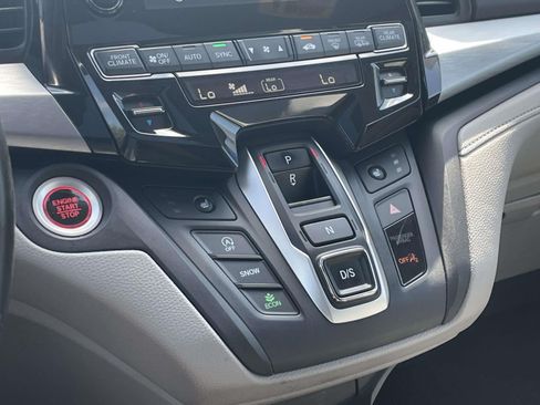 Used 2023 Honda Odyssey EX-L image 31