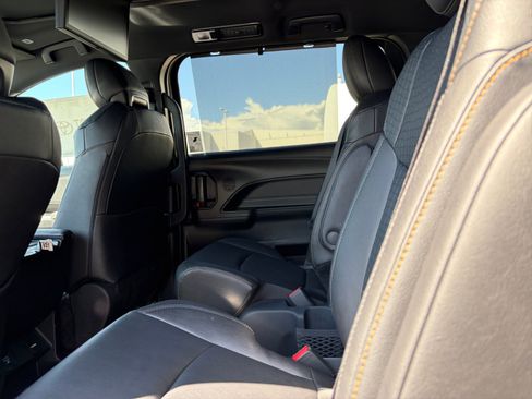 New 2026 Toyota Sienna XLE Woodland Edition AWD/4WD image 17