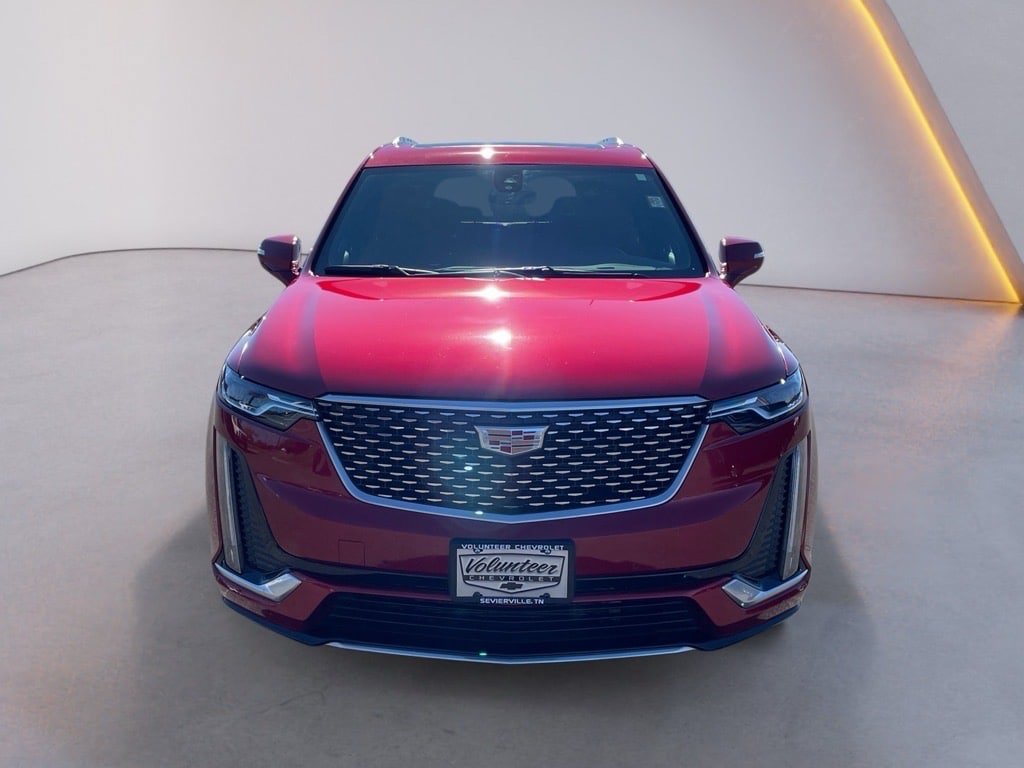 Used 2024 Cadillac XT6 Premium Luxury AWD/4WD image 8