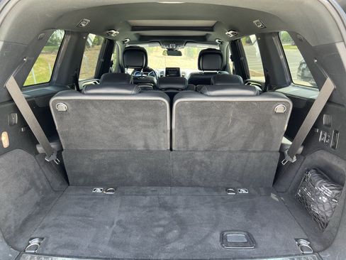 Used 2017 Mercedes-Benz GLS 550 4MATIC image 34