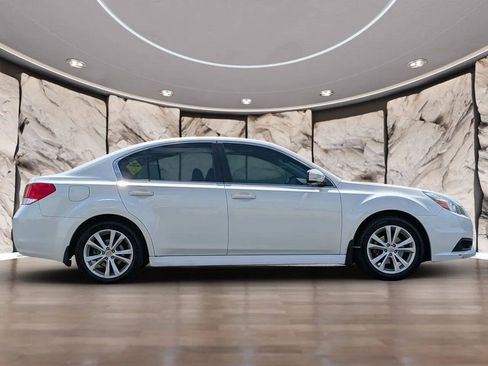Used 2013 Subaru Legacy 2.5i Premium w/ All-Weather Pkg + Moonroof AWD/4WD image 14