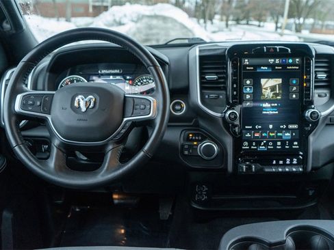 Used 2024 RAM 2500 Big Horn w/ Level 2 Equipment Group image 12