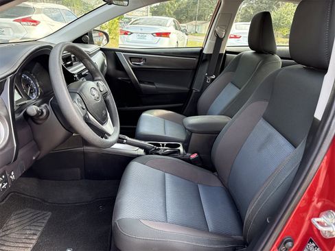 Used 2019 Toyota Corolla LE image 9