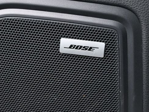Certified 2023 Porsche Macan S AWD/4WD image 26