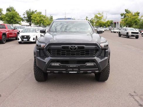 Used 2024 Toyota Tacoma TRD Off-Road w/ TRD Off Road Upgrade Package AWD/4WD image 2