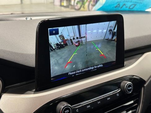 Used 2022 Ford Escape SEL w/ Technology Package image 21