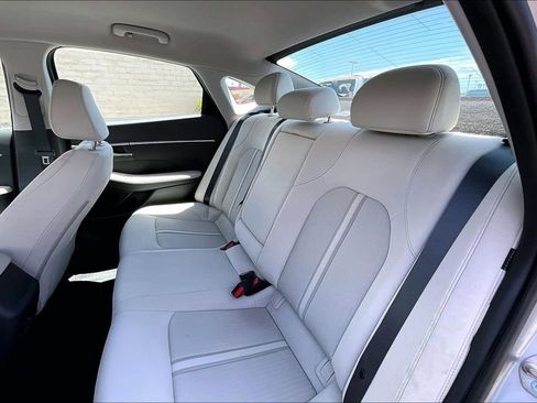 Certified 2023 Hyundai Sonata SEL w/ Preferred Accessory Package FWD image 15