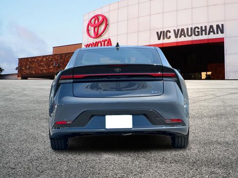 New 2026 Toyota Prius XLE FWD image 40