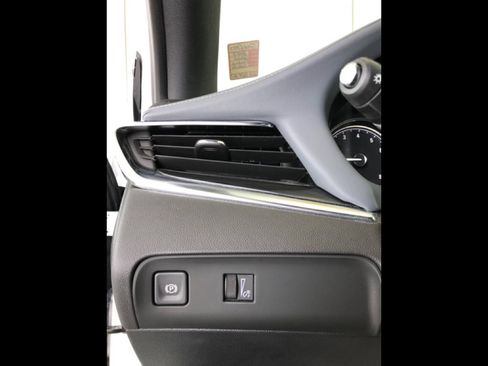 Used 2023 Buick Enclave Essence w/ Experience Buick Package image 8