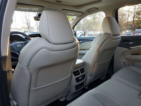 Certified 2020 Acura MDX FWD w/ Technology Package image 12