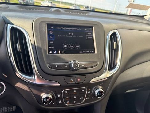 Used 2024 Chevrolet Equinox LT FWD image 21