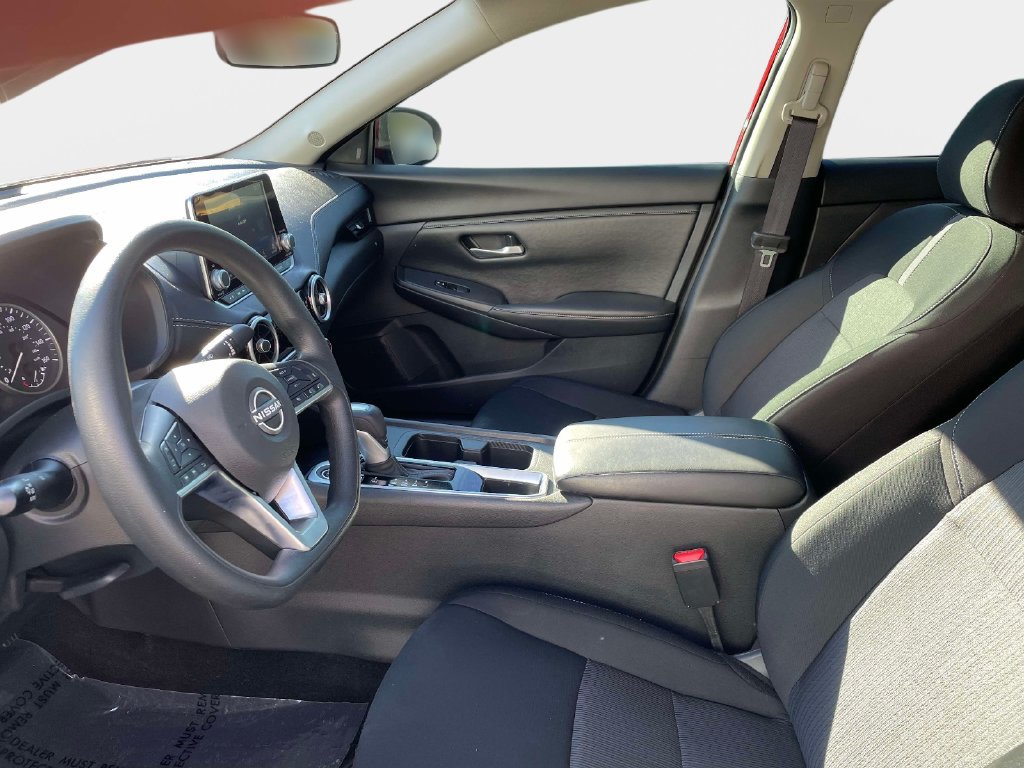 Used 2025 Nissan Sentra SV FWD image 23