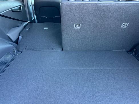 New 2026 Kia Niro Wind FWD image 15