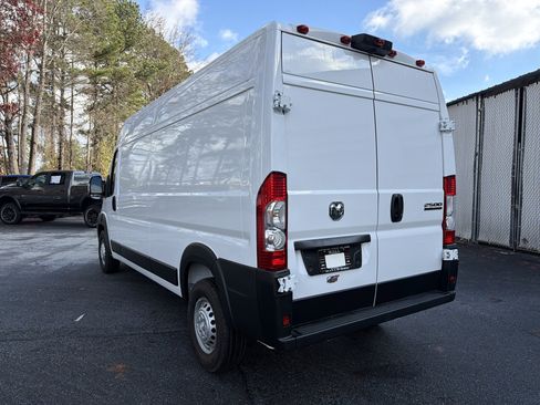 Used 2025 RAM ProMaster 2500 image 8