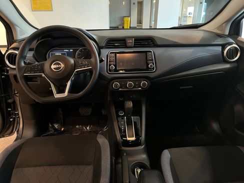 Used 2025 Nissan Versa SV FWD image 32
