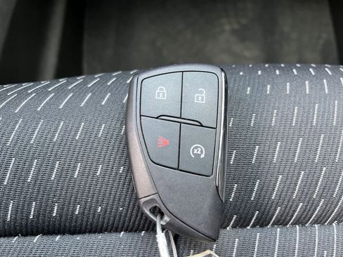 Used 2025 Chevrolet Equinox LT image 22