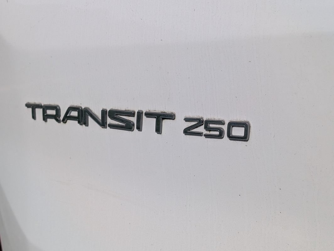 Used 2022 Ford Transit 250 148 High Roof w/ Load Area Protection Package RWD image 21
