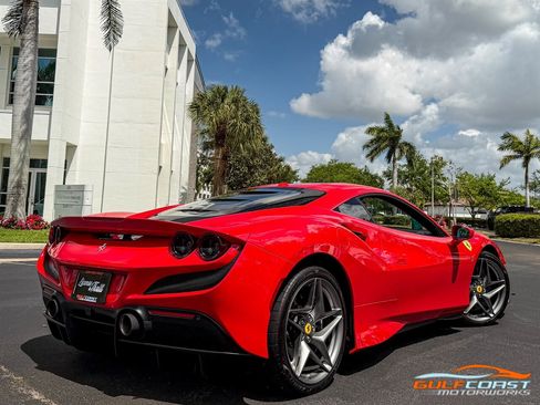 Used 2021 Ferrari F8 Tributo image 60
