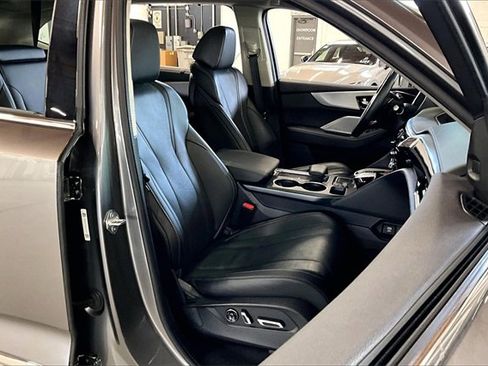 Used 2023 Acura MDX SH-AWD w/ Technology Package image 29