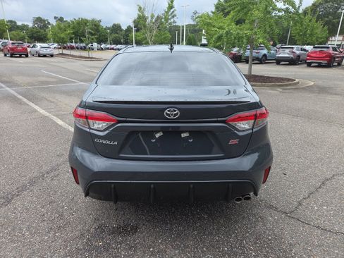 Used 2026 Toyota Corolla SE w/ SE Package FWD image 4